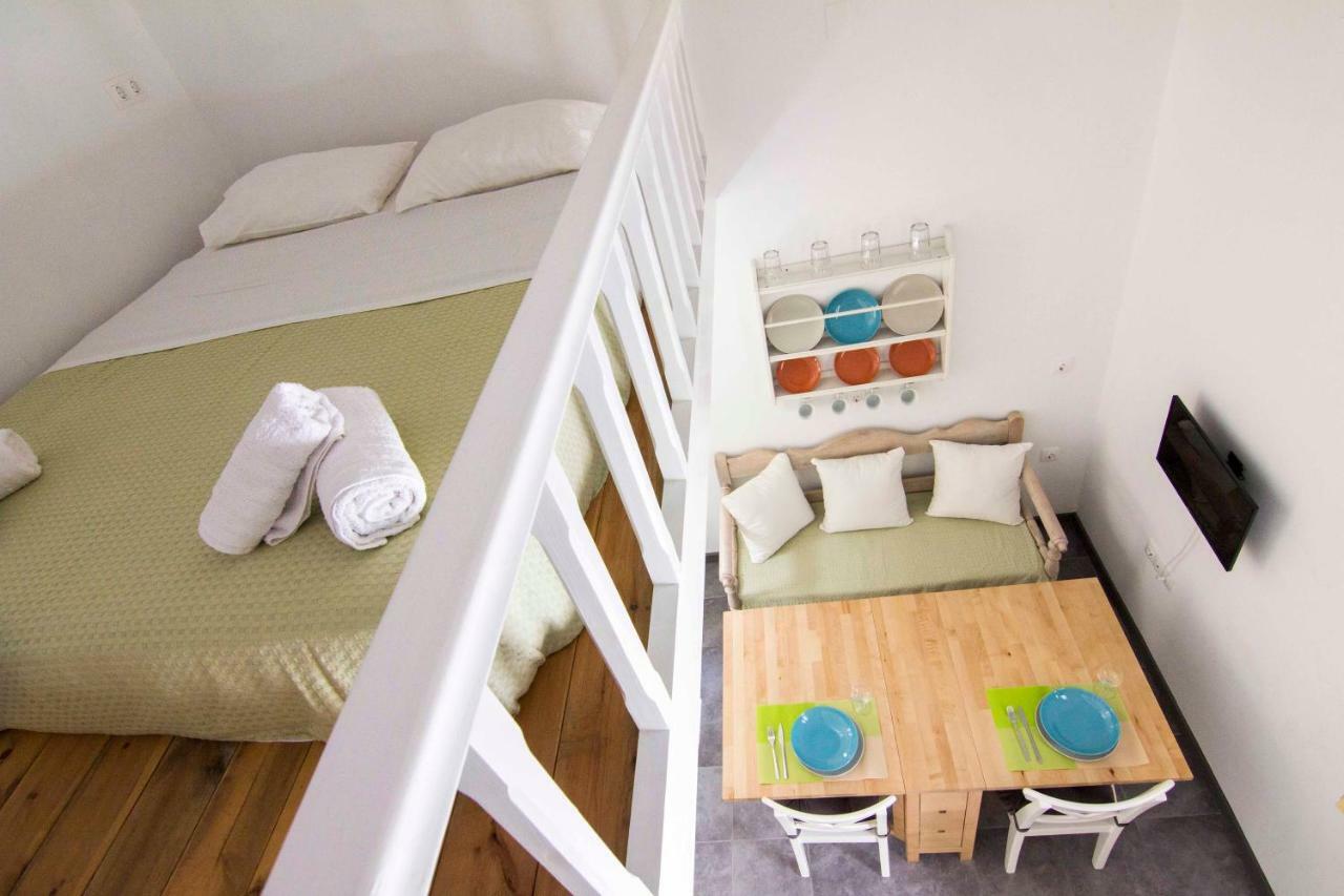 Aegli Apartments سيمي المظهر الخارجي الصورة